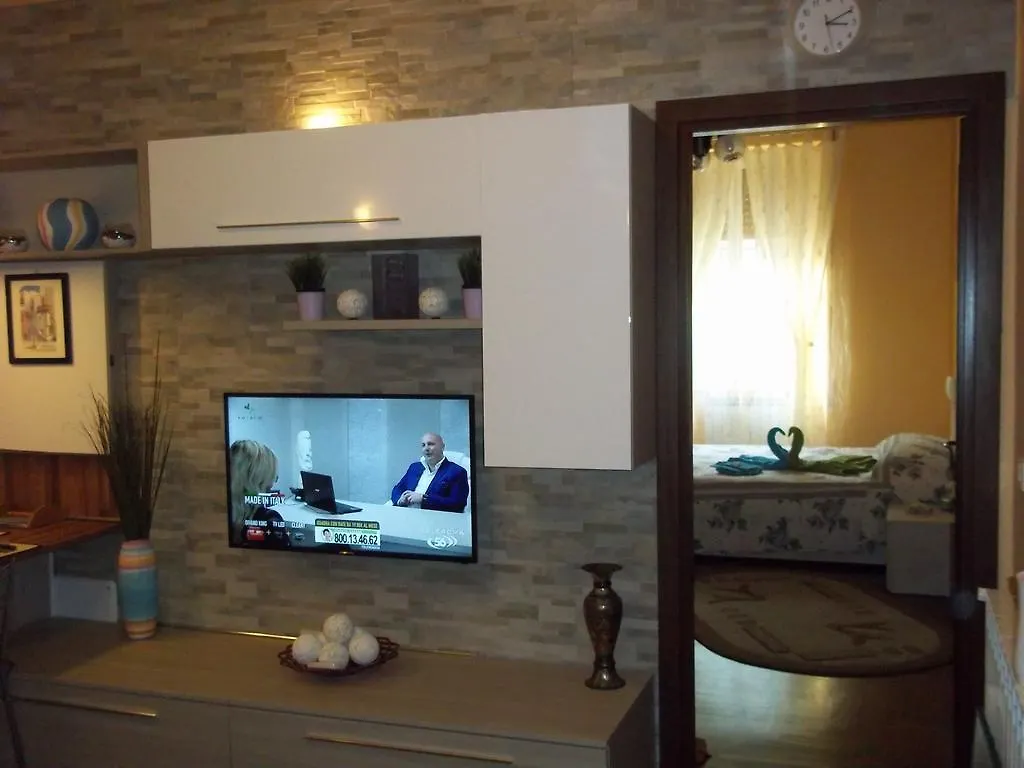 Il Sole Di Ostia Apartment